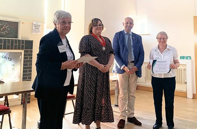 thumbnail_mayor award sutton hill parishoners